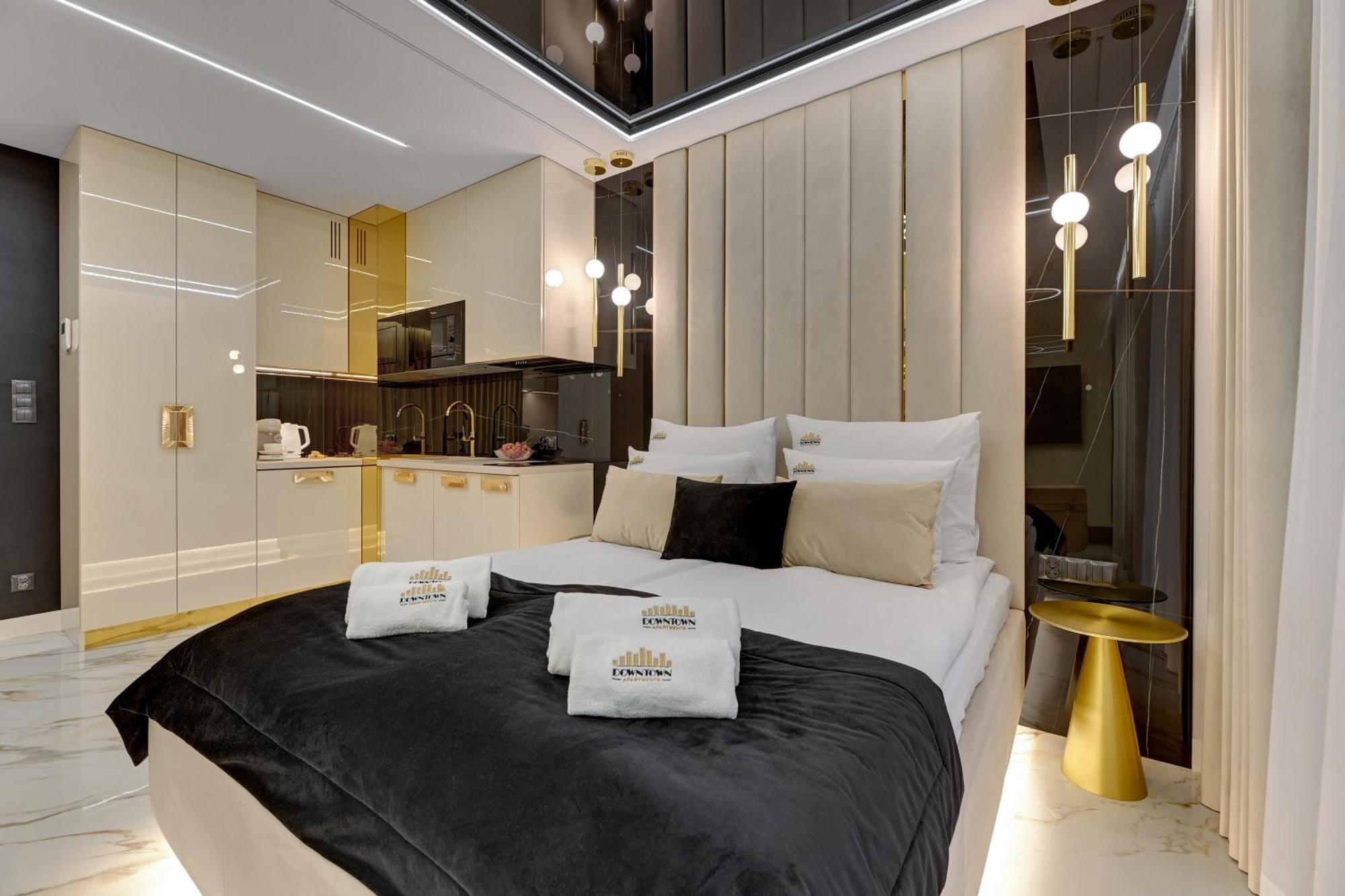 Romantic With Bathtub By Downtown Appartamento *